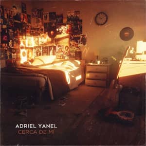 Disco Cerca de Mí de Adriel Yanel 
