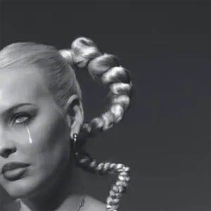 Disco Sad Bitch de Anne Marie 